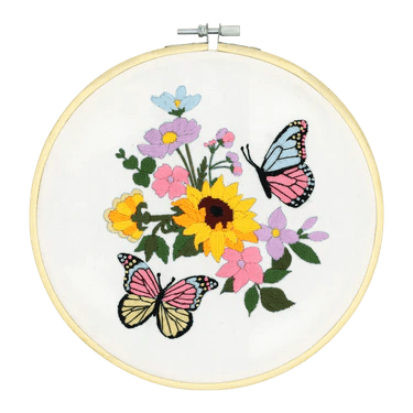 Broderie - BUTTERFLY EMBROIDERY KIT Arts & Crafts