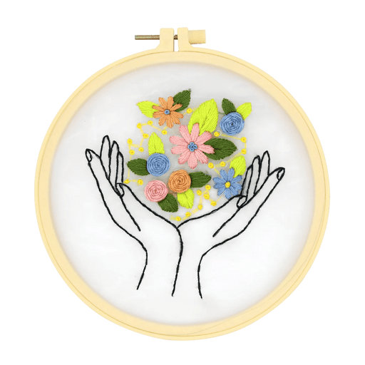 Broderie - FLY FREE EMBROIDERY KIT Arts & Crafts