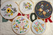 Broderie - MIDNIGHT BUTTERFLY EMBROIDERY KIT Toys & Games