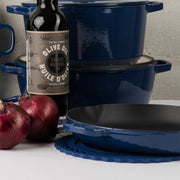 CHUCK HUGHES - Fry Pan, Round CastIron 10.25"/26cm Home & Kitchen Cardinal Red