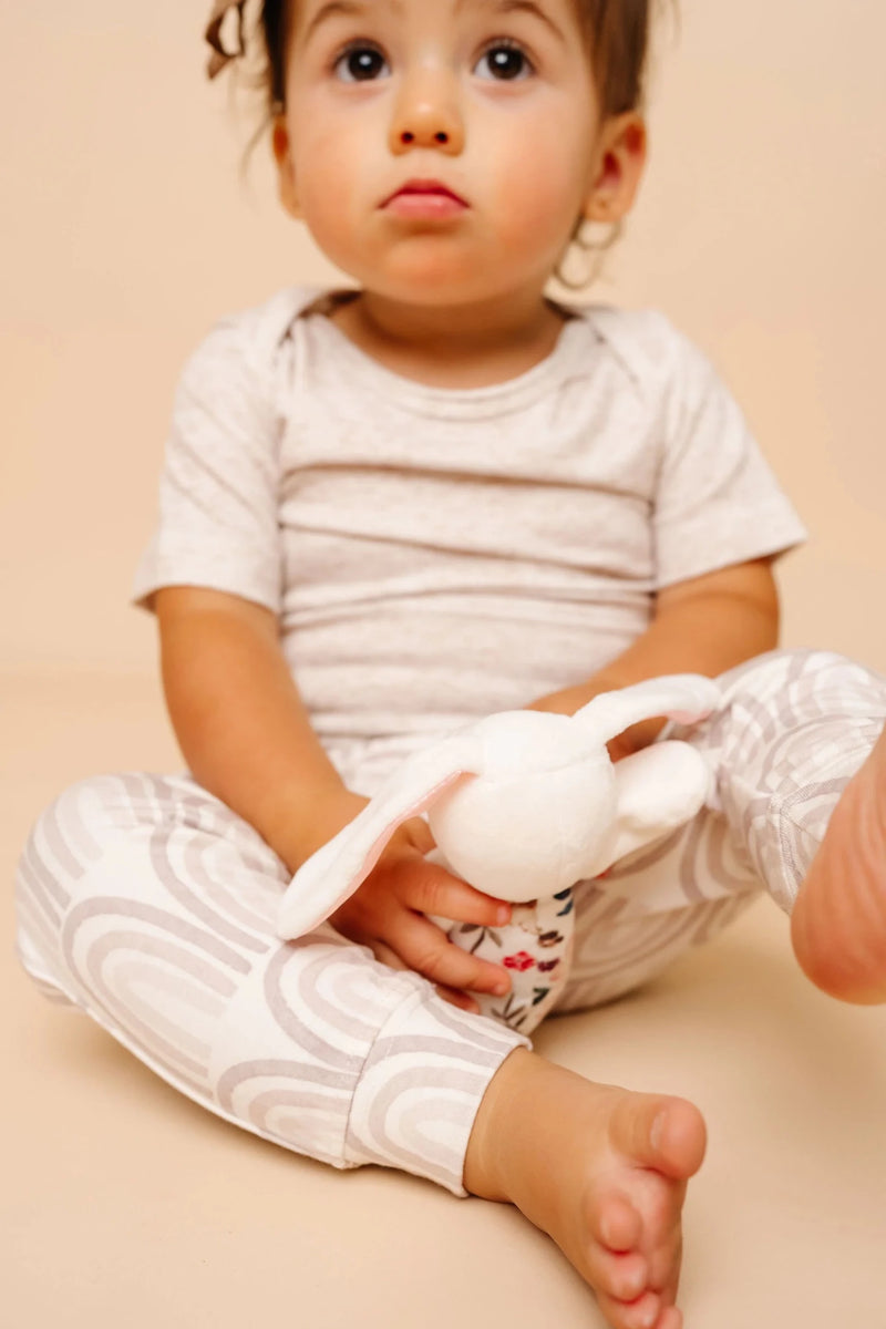 Copper Pearl - Grab & Rattle Mother & Baby Colby