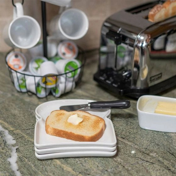 BIA - Toast-Shaped Plate