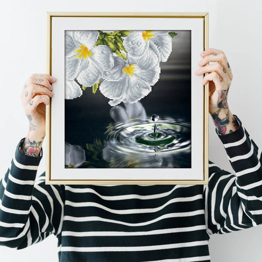 DIAMOND DOTZ - WATER DROPLET (13.8" x 12.6" - 35cm x 32cm) Arts & Crafts