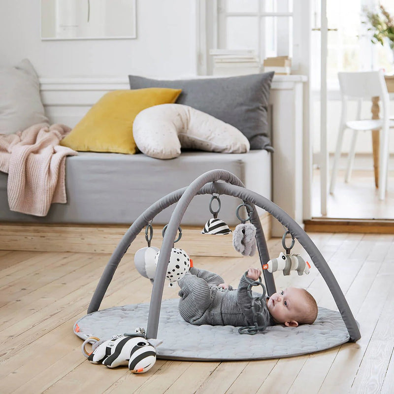 Done by Deer - Activity play mat Deer friends Mother & Baby Grey