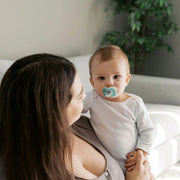 Dr Brown's - Advantage One - Piece Pacifiers, 0 - 6m, Neutral, 3 - Pack Mother & Baby