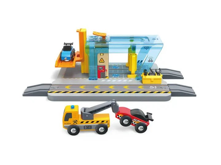 Hape - REPAIR & WASH STATION Games & Toys