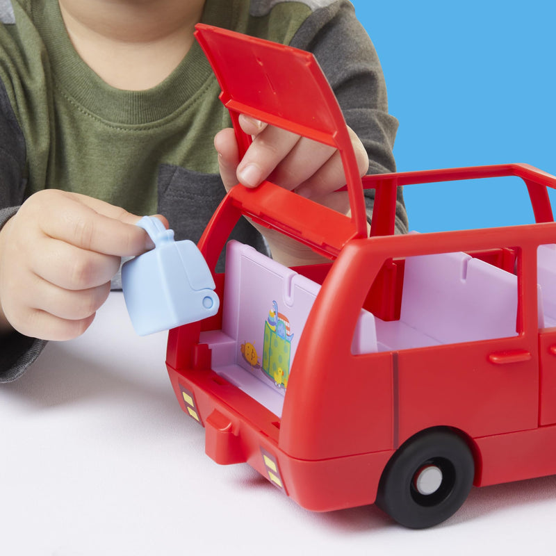 Hasbro - PEPPA PIG - PEPPAS BIG FAMILY CAR Toys & Games
