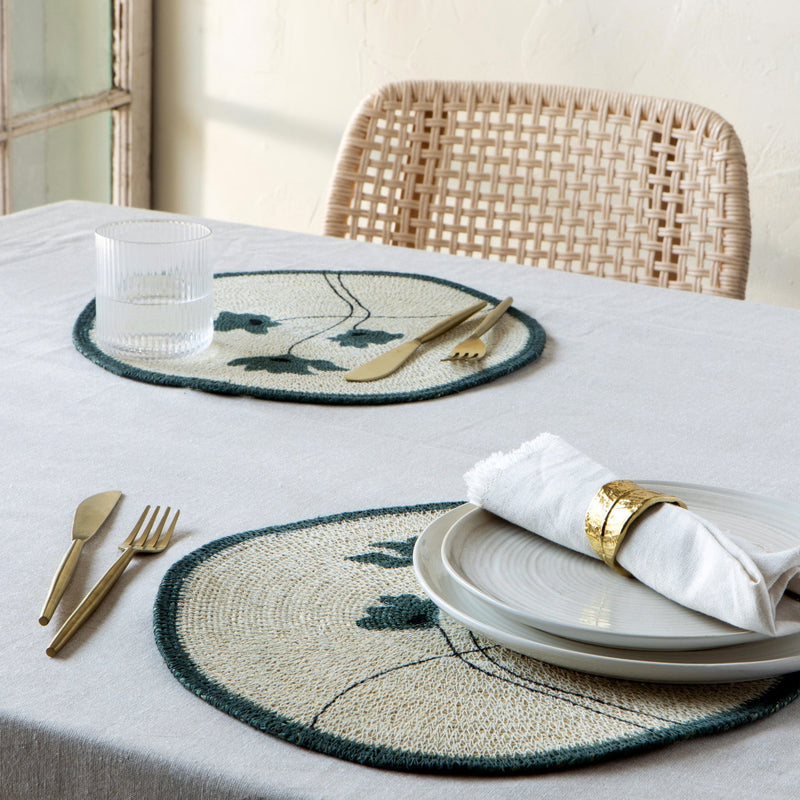 Heirloom - Aria Seagrass Placemat Home & Kitchen