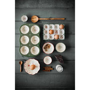 Heirloom - Bowl 5.75in Camellia Home & Kitchen