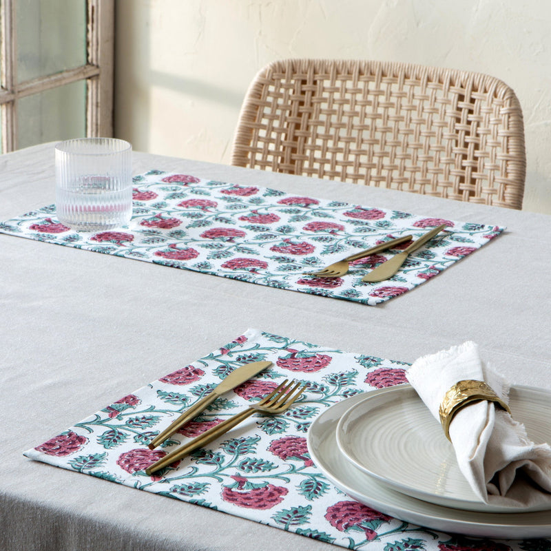 Heirloom - Carnation Block Print Placemats Set of 4 Home & Kitchen
