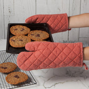 Heirloom - Clay Stonewash Oven Mitt