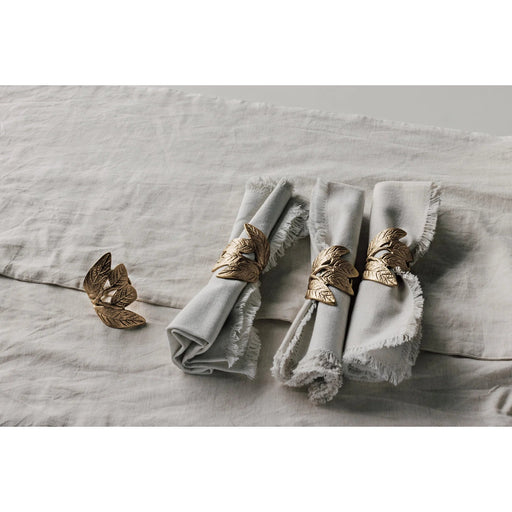 Heirloom - Dove Gray Chambray Napkins Set of 4 Home & Kitchen