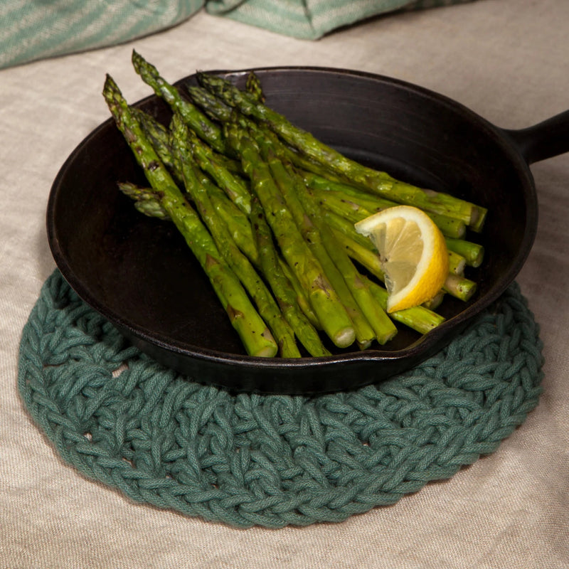 Heirloom - Jade Green Knotted Trivet Home & Kitchen