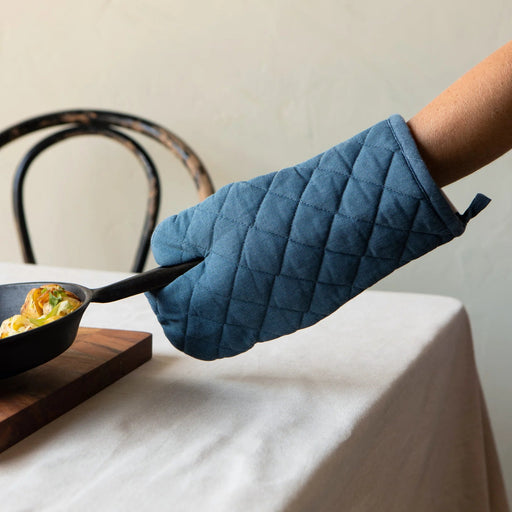 Heirloom - Midnight Stonewash Oven Mitt Home & Kitchen
