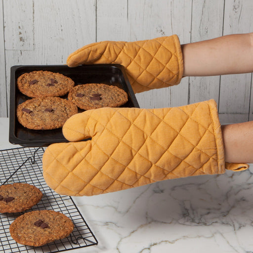 Heirloom - Ochre Stonewash Oven Mitt Home & Kitchen