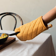 Heirloom - Ochre Stonewash Oven Mitt Home & Kitchen