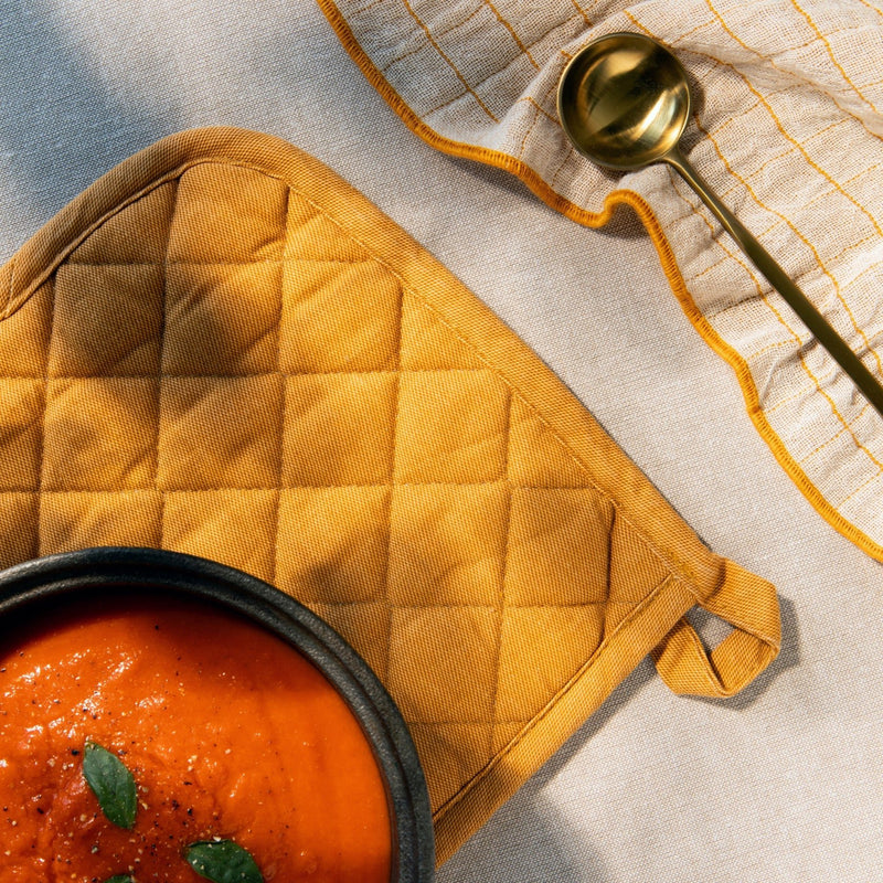Heirloom - Ochre Stonewash Potholder Home & Kitchen