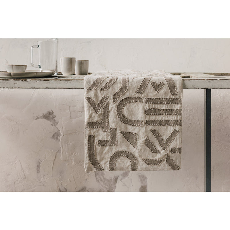 Heirloom - Puzzle Table Runner Home & Kitchen
