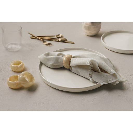 Heirloom - Set/4 Napkin Ring Resin Ivory Home & Kitchen