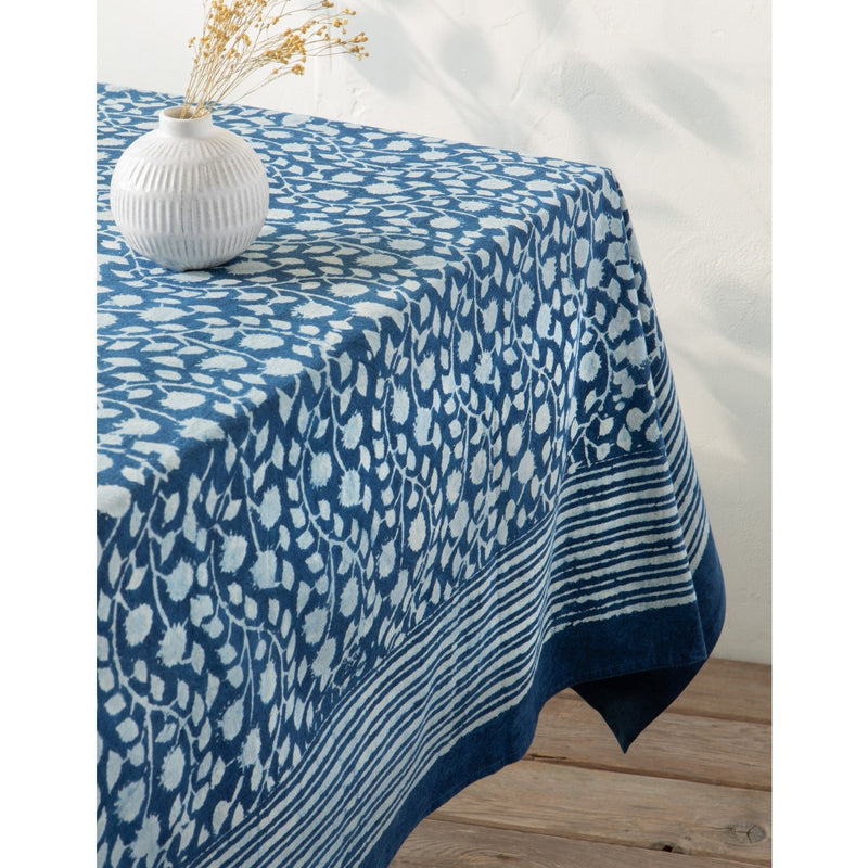 Heirloom - Tablecloth Block Print Vinebloom Home & Kitchen