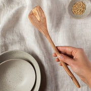 Heirloom - Wavy Spatula Olive Wood | Beige Home & Kitchen