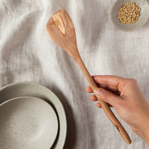 Heirloom - Wavy Spatula Olive Wood | Beige Home & Kitchen