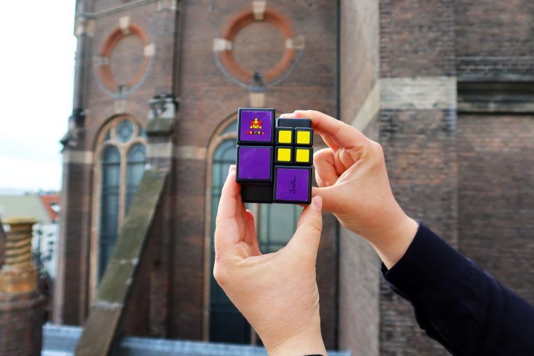 RECENT TOYS - POCKET CUBE