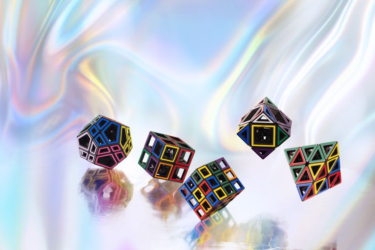 RECENT TOYS - HOLLOW SKEWB CUBE