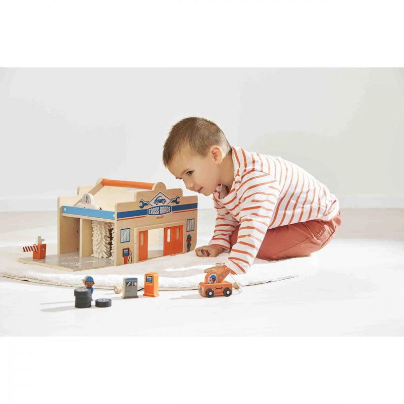 Janod - CROSS ROADS - CITY GARAGE Toys & Games