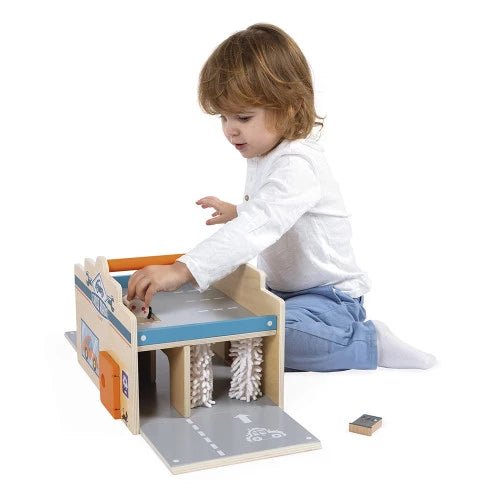 Janod - CROSS ROADS - CITY GARAGE Toys & Games