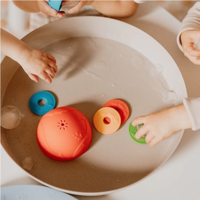 Jellystone - OCEAN STACKING CUPS - OCEAN Toys & Games