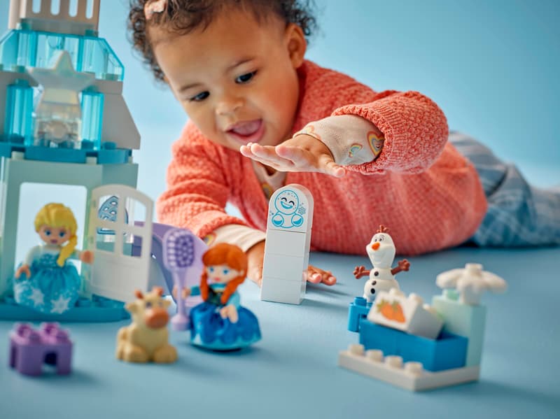LEGO - 10455 Anna and Elsa's Frozen Castle Party CS PK 3 Toys & Games