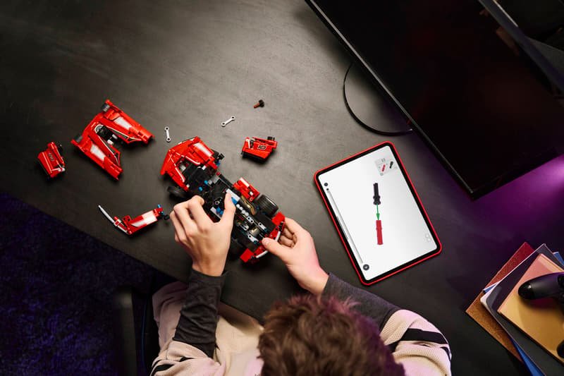 LEGO - 42212 - Technic - Ferrari FXX K - 897 Pc Toys & Games