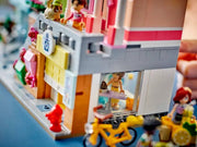 LEGO - 42670 - Friends - Heartlake City Apartments and Stores - 2040 Pc Toys & Games