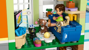 LEGO - 42670 - Friends - Heartlake City Apartments and Stores - 2040 Pc Toys & Games