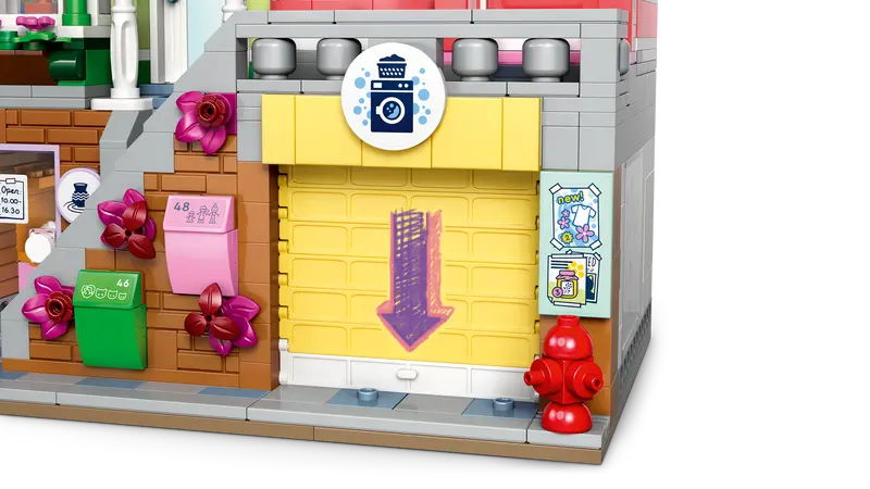 LEGO - 42670 - Friends - Heartlake City Apartments and Stores - 2040 Pc Toys & Games