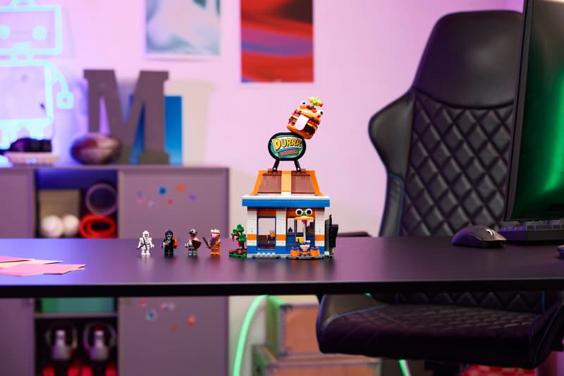 LEGO - 77076 - Fortnite - Durrr Burger Restaurant - 546 Pc Toys & Games