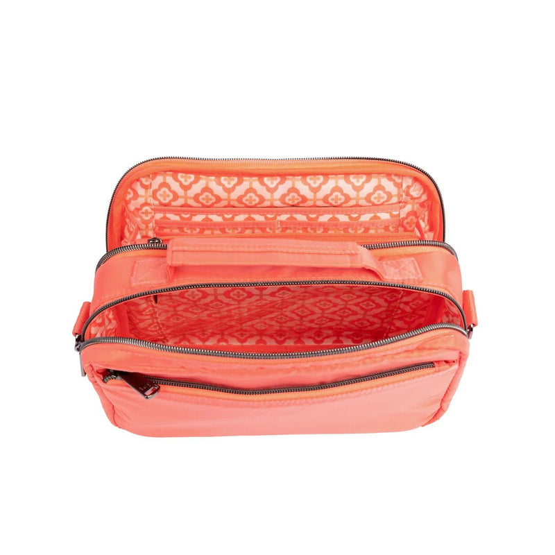 LUG - Legacy Collection Scoop SE Crossbody Bag