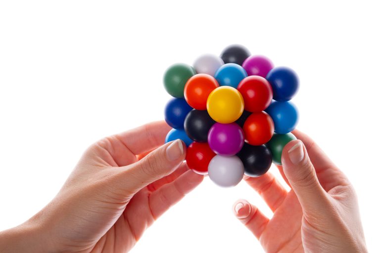 RECENT TOYS - MOLECUBE