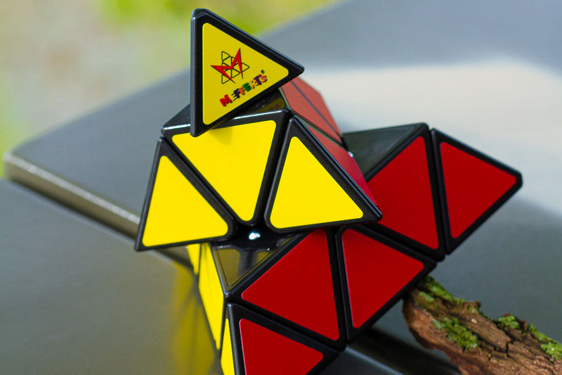 RECENT TOYS - PYRAMINX