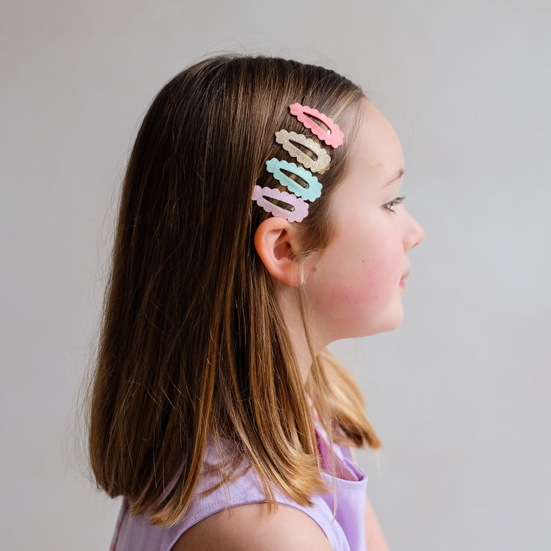 Mimi & Lula Scalloped Edge Mini Clic Clacs Hair Clips (5-Pack) - detail or styling view; other accessories shown are not included