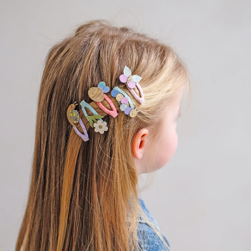 Mimi & Lula Mini Beasts Mini Clic Clacs Hair Clips (5-Pack) - detail or styling view; other accessories shown are not included