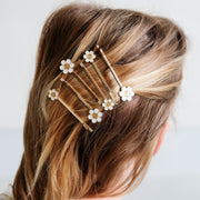 Mimi & Lula Daisy Kirby Grips Prairie Girl (6-Pack) - detail or styling view; other accessories shown are not included