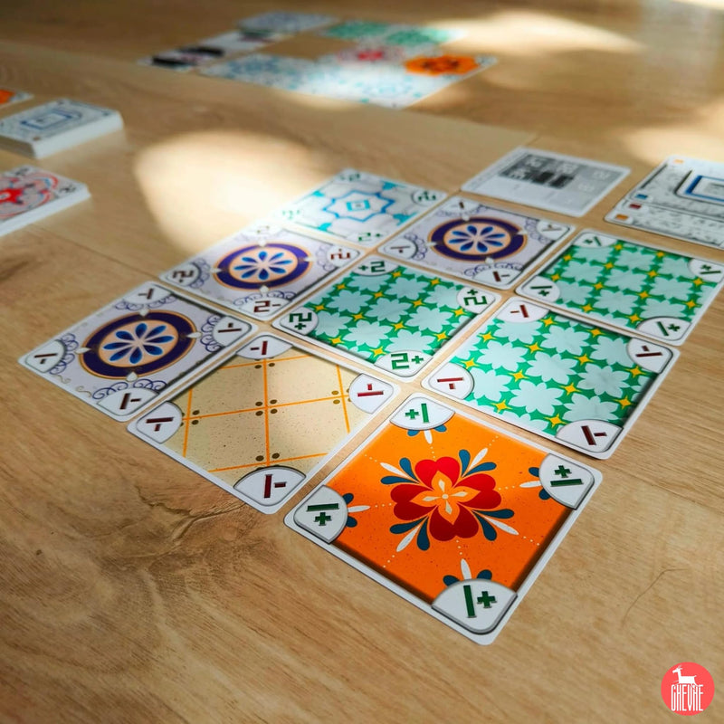 Moon Editions - C'EST Carre ! - French Toys & Games