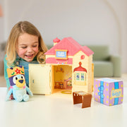 Moose Toys - BLUEY - S11 FEATURE PLUSH HOME SURPRISE Toys & Games