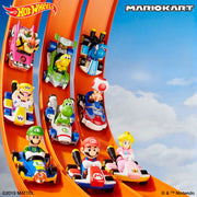 Hot Wheels - Mario Kart 1:64 Scale Die-Cast Vehicle - Blue Yoshi - Product detail or play view 2