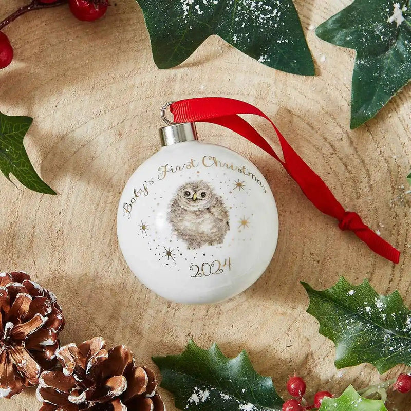 Royal Worcester - BABY'S FIRST CHRISTMAS BAUBLE Home & Kitchen
