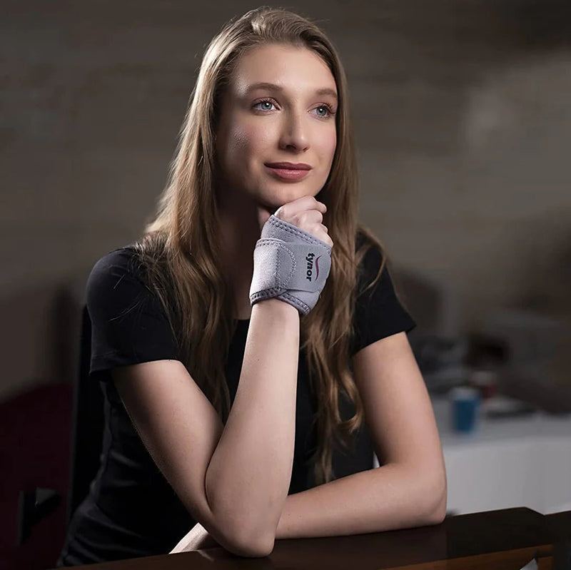 Tynor - WRIST BRACE WITH THUMB - UNIVERSAL Health & Wellness
