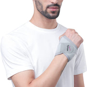 Tynor - WRIST BRACE WITH THUMB - UNIVERSAL Health & Wellness